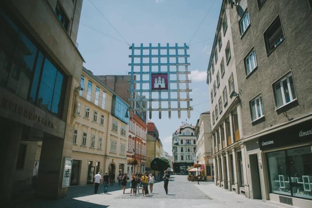 Boutique Flat In Old Town Daire Bratislava Dış mekan fotoğraf
